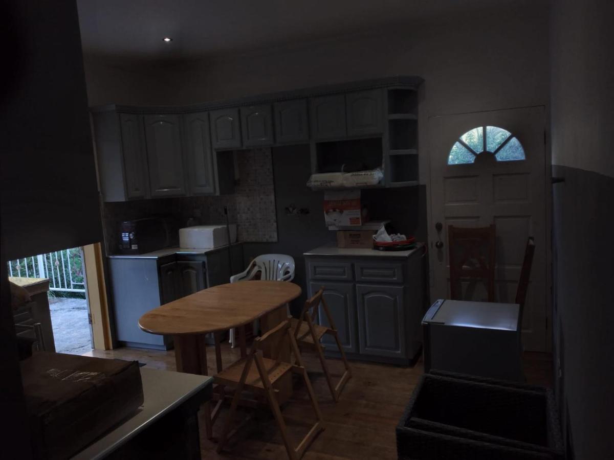 Epping Farm Jay'S Guest House II מראה חיצוני תמונה
